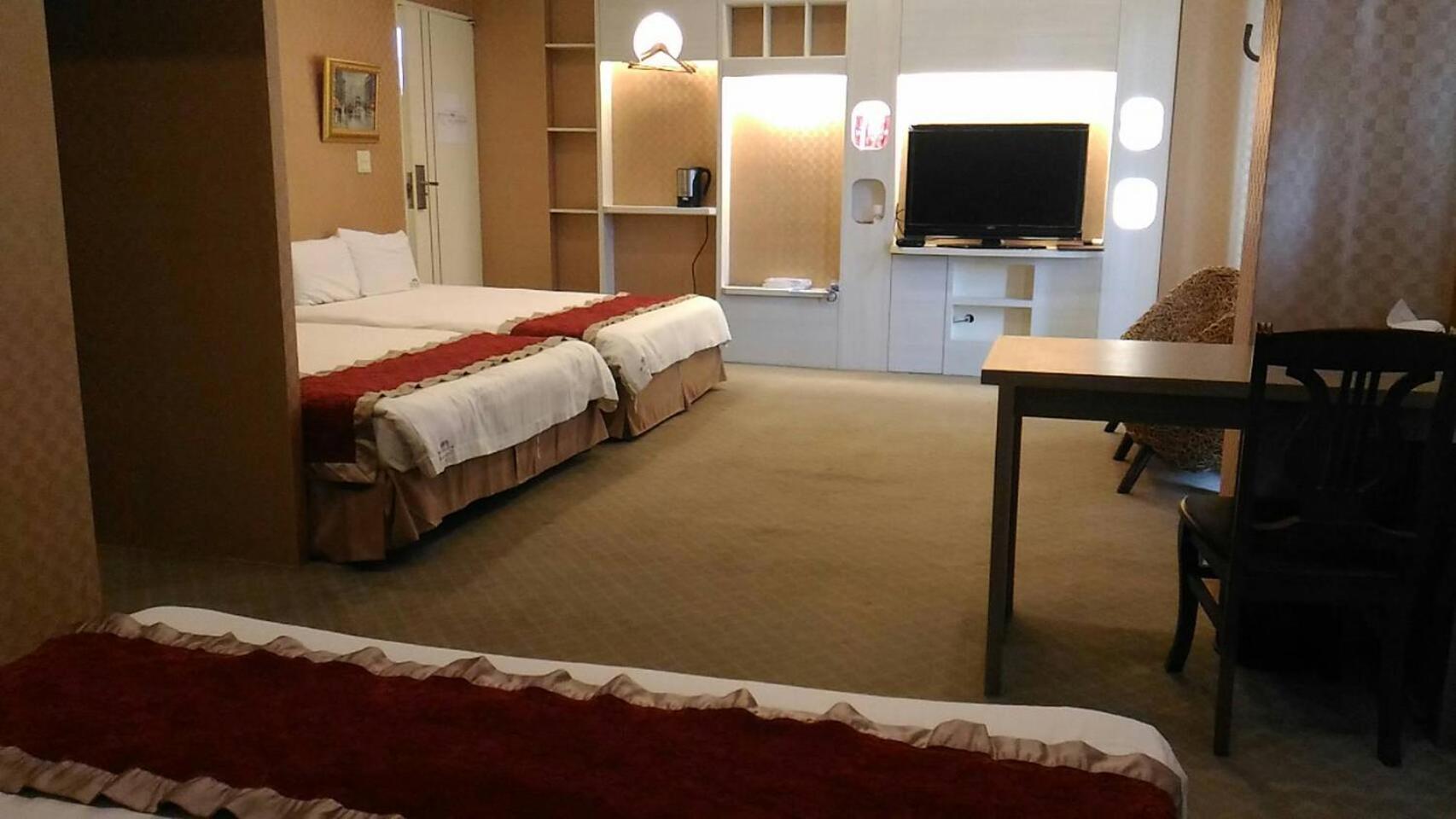 Hotel Empire Pacific Castle Yangmei Habitación foto